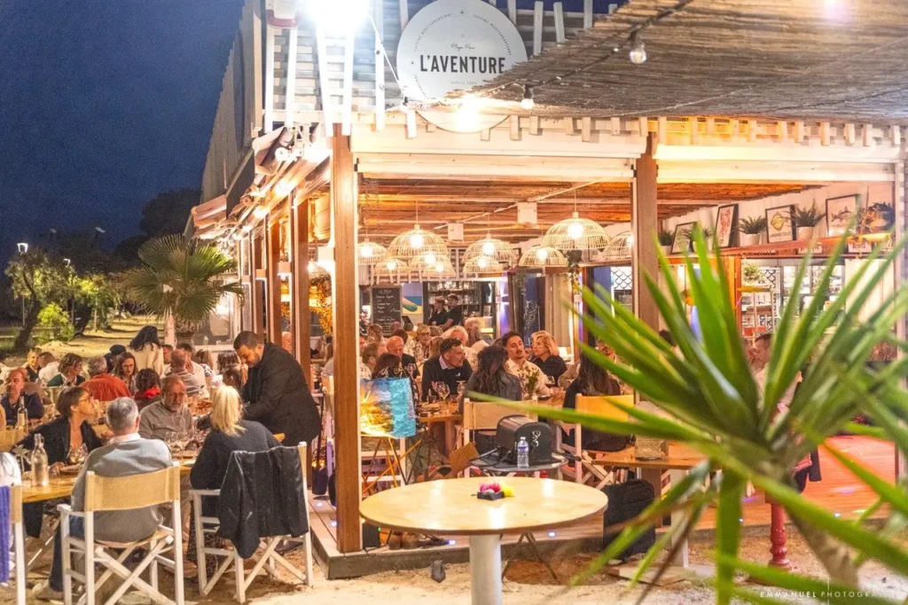 Magicien pour Mariages à Toulon, VAR Marseille, Aix-en-Provence | Prestation magie café